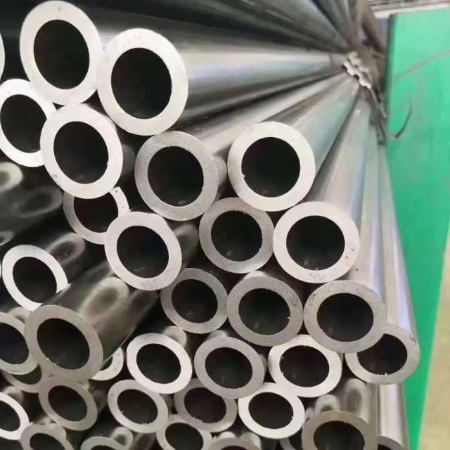 察哈尔右翼前16MN精密无缝钢管